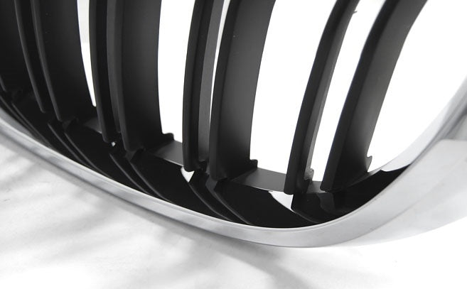 BMW M4 - SPORTGRILL M PERFORMANCE OPTIK