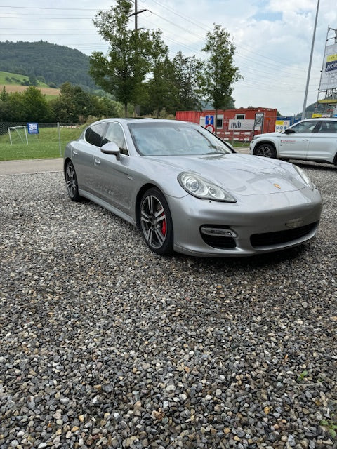 Porsche Panamera Turbo