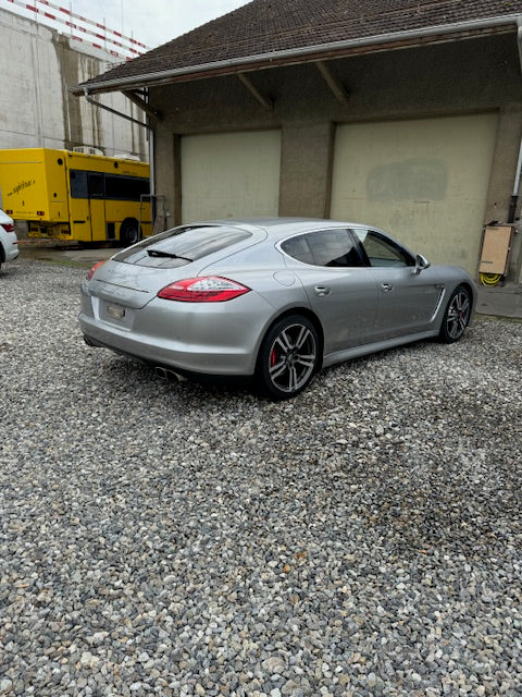 Porsche Panamera Turbo