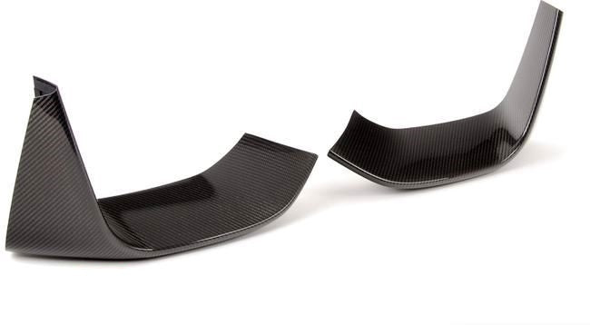 BMW M4 - M PERFORMANCE CARBON FRONT FLAPS
